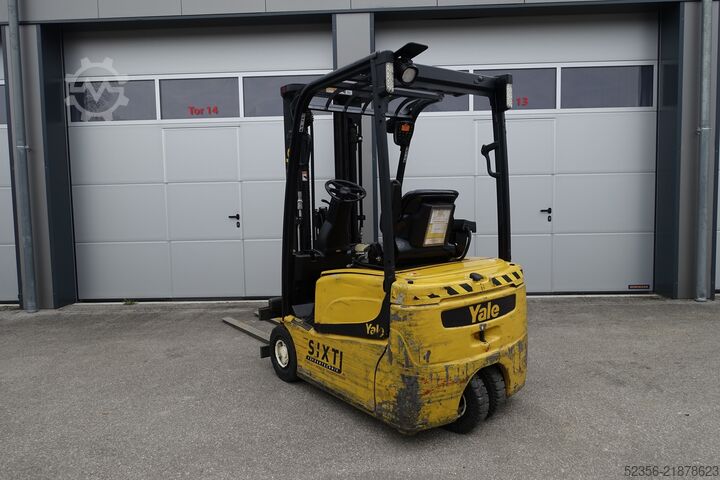 Gaffeltruck Yale ERP13VT SWB 1,5t 4,9m Triplex