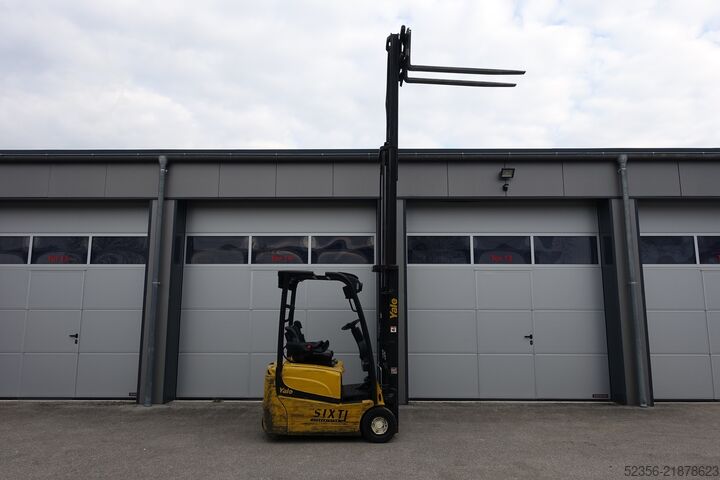 Gaffeltruck Yale ERP13VT SWB 1,5t 4,9m Triplex