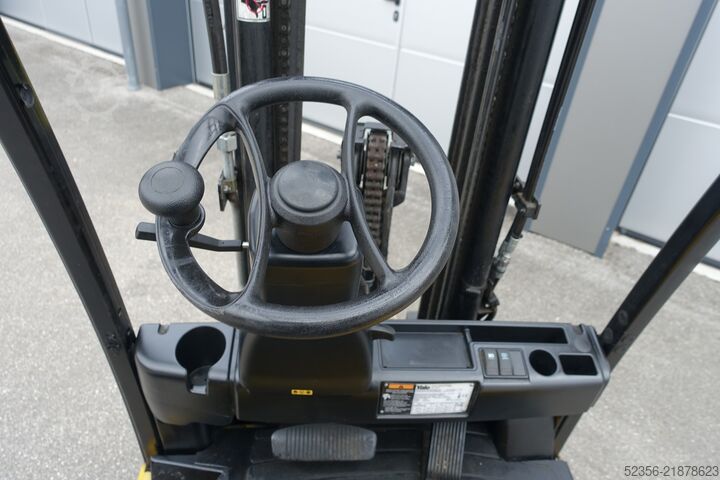 Gaffeltruck Yale ERP13VT SWB 1,5t 4,9m Triplex
