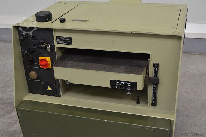  SCM S52