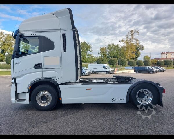 Cap tractor standard IVECO S-Way AS 440.180 - S-Way AS 440.180 4x2 C13 S51T/FP hi-tronix