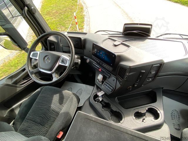 Jeřáb na nákladním automobilu MERCEDES-BENZ 1835 Kipper/Meiller/Atlas 135/Funk/74 tkm/Top