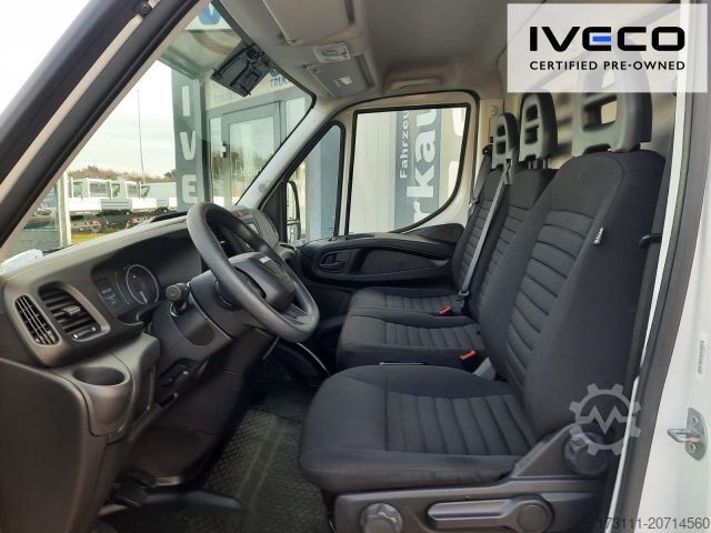 Vrachtwagen met bakwagen IVECO Daily 35C16H / Koffer LBW / Klima