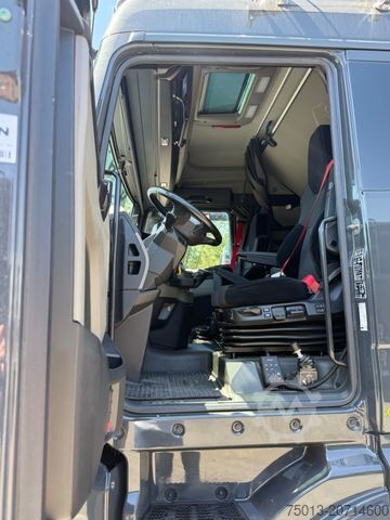 Standard tractor unit MAN 18.580 LL SA, Voll- Luft Federung, Kipphydraulik