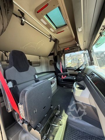 Standard tractor unit MAN 18.580 LL SA, Voll- Luft Federung, Kipphydraulik