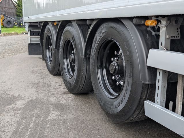 Naczepa z ruchomą podłogą KNAPEN 92 cbm, Liftachse, 10 mm, MIETEN?