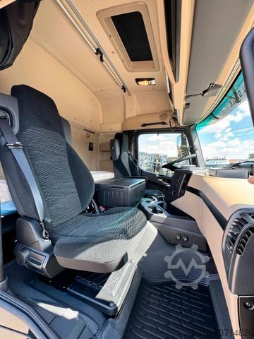 Standardní tahač MERCEDES-BENZ AROCS 1848 4x4 Voll- Allrad LoF 60 km/h, MIETEN?