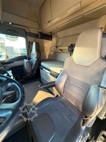 Standard SZM MAN Individual Lion TGX 18.640 LL Voll-Ausstattung