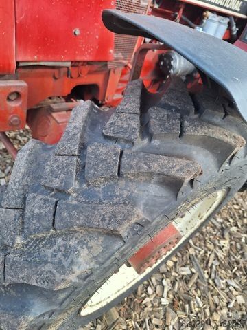 Tractor IHC 833 Allrad Kabine