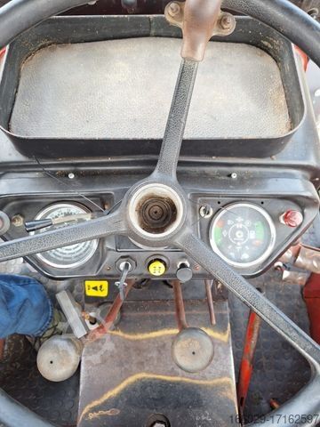 Tractor IHC 833 Allrad Kabine