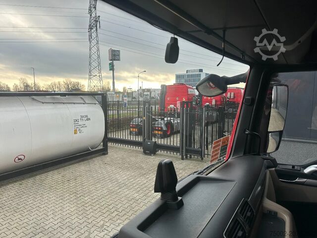 Hazardous substances MAN TGX 18.420 ADR (FL, AT), PTO, 10x beschikbaar