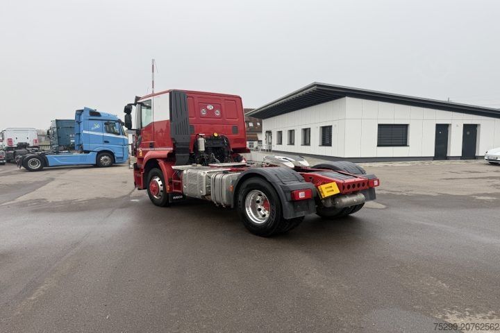 Τυπική μονάδα τράκτορα Iveco 440X48T X-Way 4x4H Kipphydraulik / Swiss-Vehicle