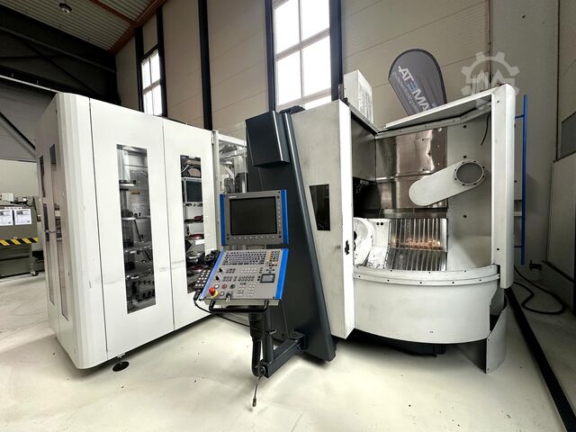 Függőleges megmunkáló központok + robot Mikron HSM 600 U + 400 U + Robot