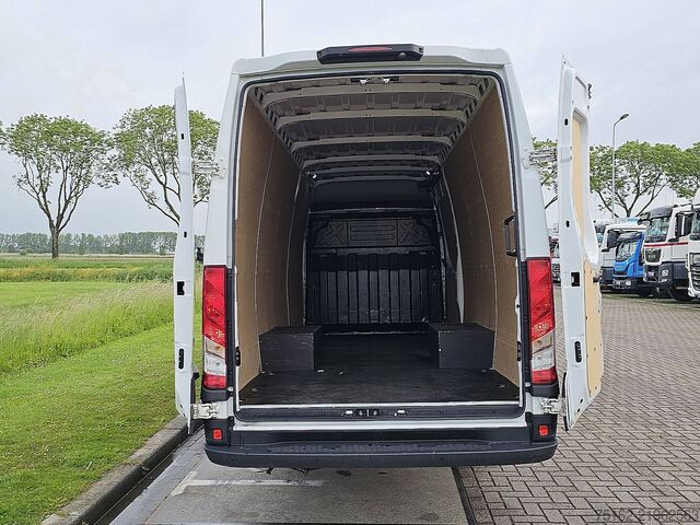 Break cu acoperiș înalt IVECO DAILY 35C18 ac automaat EURO6