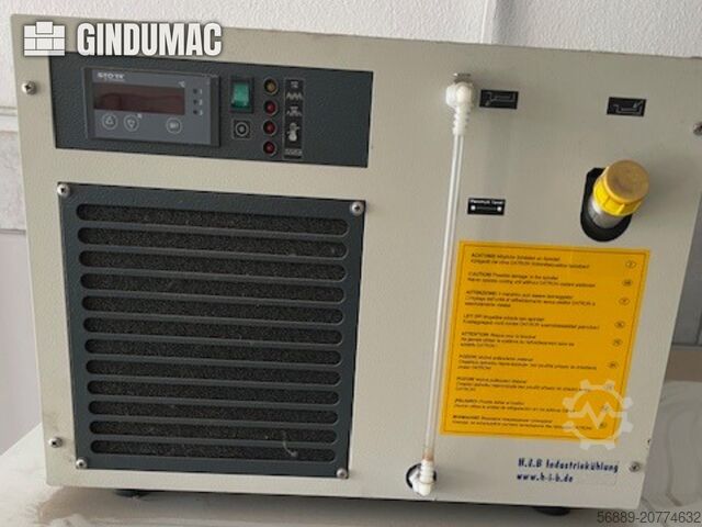 Pionowe centrum obróbkowe Datron M8