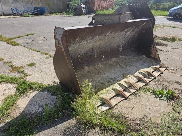 Jiný Volvo Schwergutschaufel