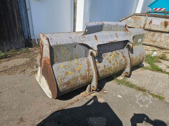 Jiný Volvo Schwergutschaufel