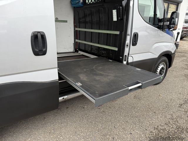 Kastenwagen hoch IVECO Daily 35S14 CNG Erdgas Klimaaut. Sitzheizung