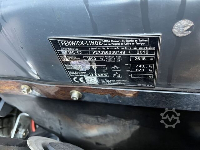 Electric 3-wheel forklift Linde E16C-02