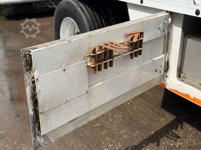 Pferdeanhänger PEZZIOLI RBA 31 3.Stock + Aggregat/Hubdach/Rampe