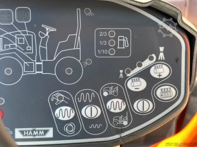 Walzenzug HAMM HD12 VV Walze