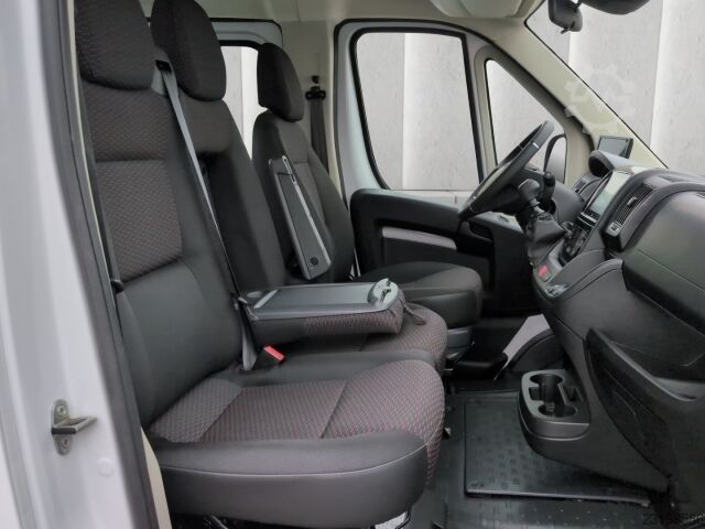 Trostrani kiperski kamion Opel Movano Dreiseitenkipper 7-Sitzer*AHK Navi R-Kam