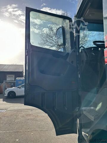 Tarpaulin DAF XF 106.440 DAF XF 106 440 BL 4x2 *SpaceCab *Pri...