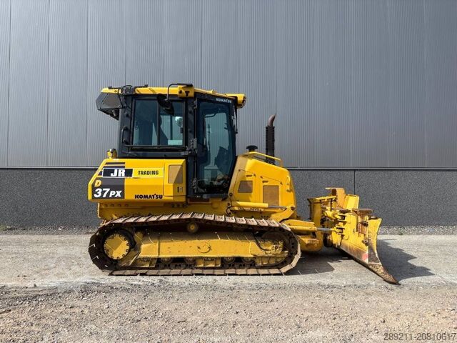 Planeringsmaskin Komatsu D37 PX-23