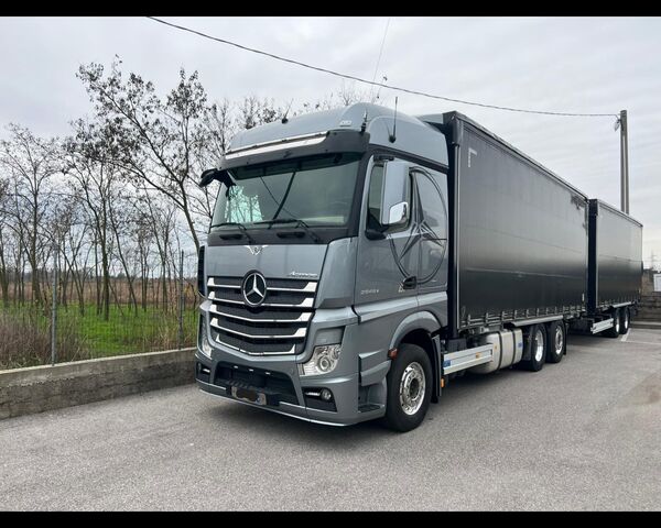 Autotractor MERCEDES-BENZ Actros IV - actros 2548 L Flat cab. . 2,5 Euro VI