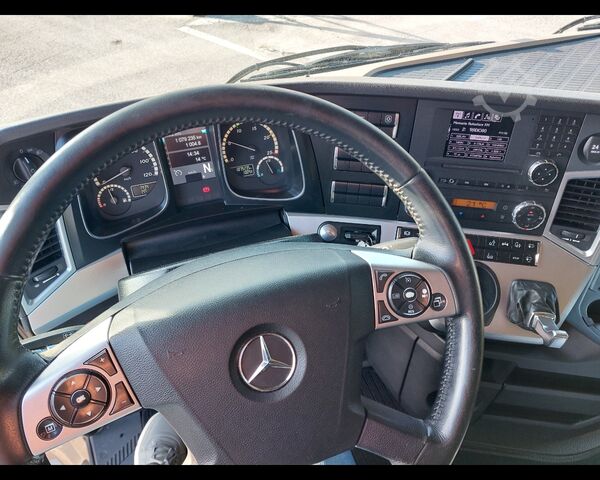 Cabeza tractora MERCEDES-BENZ Actros IV - actros 2548 L Flat cab. . 2,5 Euro VI