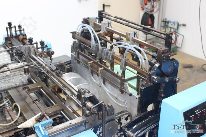 Machine à couvrir / Fabricant de couvertures (Book case maker) Smyth Freccia CM