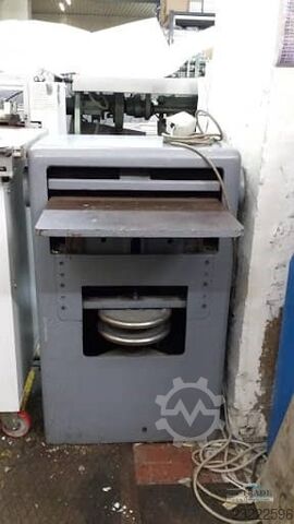 Machine à arrondir les dos de livres La Fornigrafica Dorsi 500