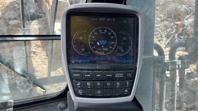 Tracked Excavator Hyundai HX520AL