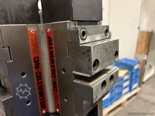 Clamping tower 4x NC 90 DUO 25x25 Allmatic Spannturm 4x NC 90 DUO 25x25