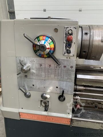 Paralleler Turm Colchester Mastiff 1400