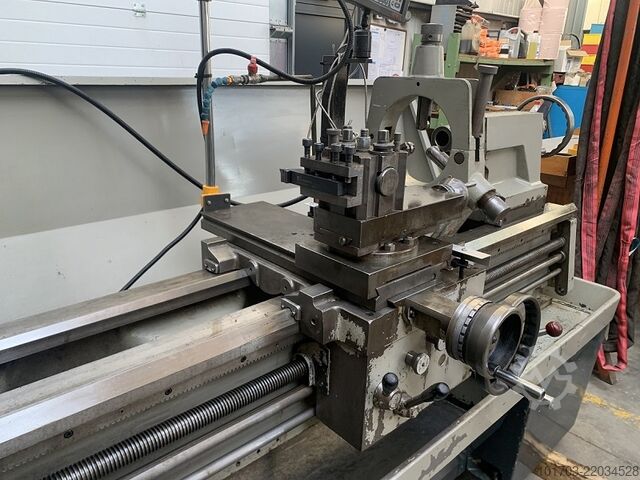 Paralleler Turm Colchester Mastiff 1400