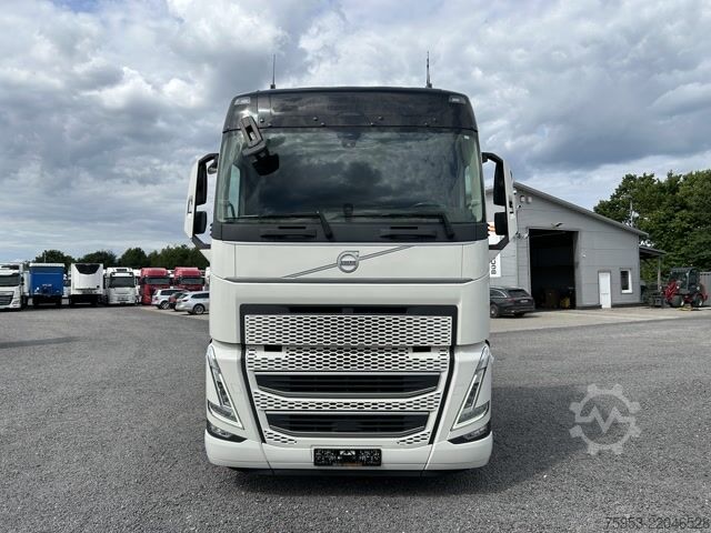 Standardowy ciągnik siodłowy Volvo FH 460 4x2 Globetrotter Turbo Compound Standklima