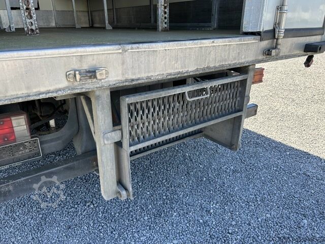 Furgon sa rashladnim sandukom Mercedes Benz 818 Atego TK Koffer Carrier Supra