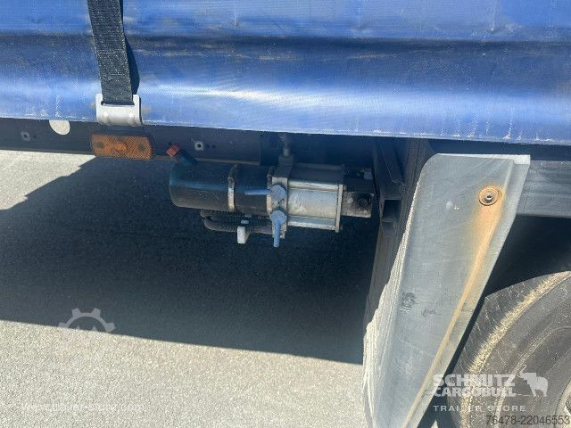 Semi-remorque bâchée Schmitz Cargobull Curtainsider Mega