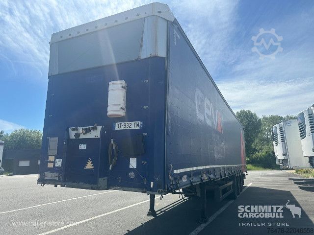 Semi-remorque bâchée Schmitz Cargobull Curtainsider Mega