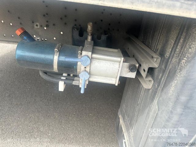 Semi-remorque bâchée Schmitz Cargobull Curtainsider Mega