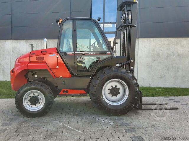 All-terrain forklift Manitou M 30-4