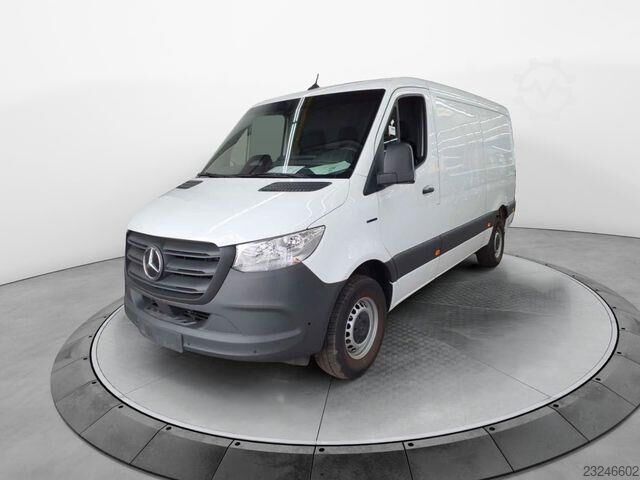 Mercedes-Benz eSprinter 314 3665, LED svetla, klima uređaj, grejanje sedišta, tempomat Mercedes-Benz eSprinter 314 3665 LED Klima SHZ Tempomat