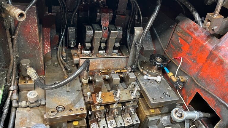 Machine voor het maken van schroeven SACMA SP.140