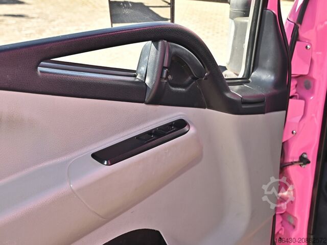 Bestelwagen Mitsubishi Fuso Canter