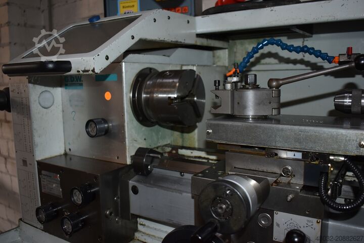 Center lathe GDW LZ 250 Leit- und Zugspindeldrehmaschine