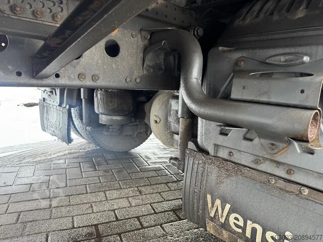 Bőrönd Mercedes-Benz Atego 1222 Bakwagen