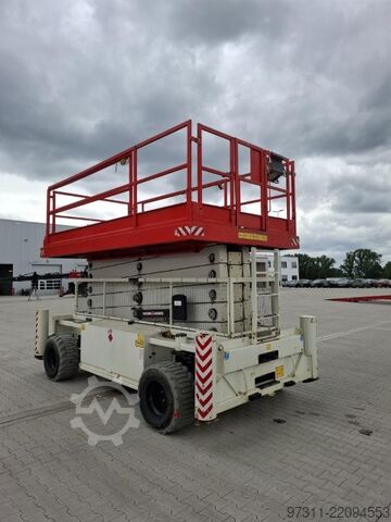 Schaarhoogwerker Holland Lift HL-220 D25 4WD/P/N