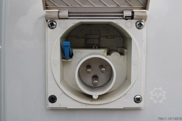 Kühltransporter VOLKSWAGEN Caddy 2.0 TDI Maxi, Euro 6, -10°C Motor+Strom