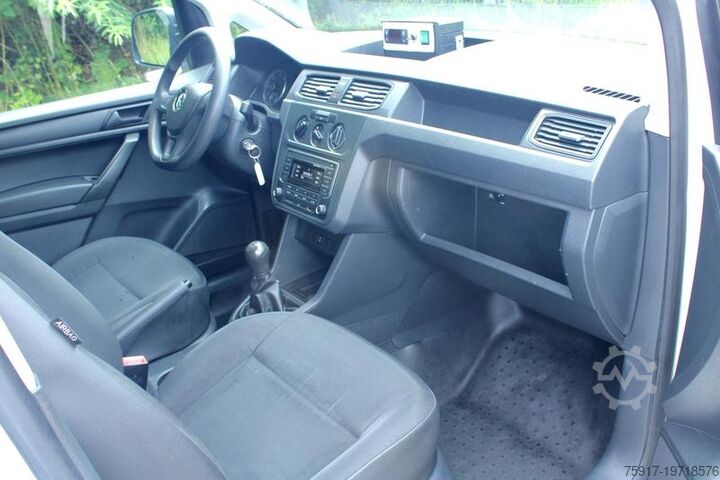 Kühltransporter VOLKSWAGEN Caddy 2.0 TDI Maxi, Euro 6, -10°C Motor+Strom